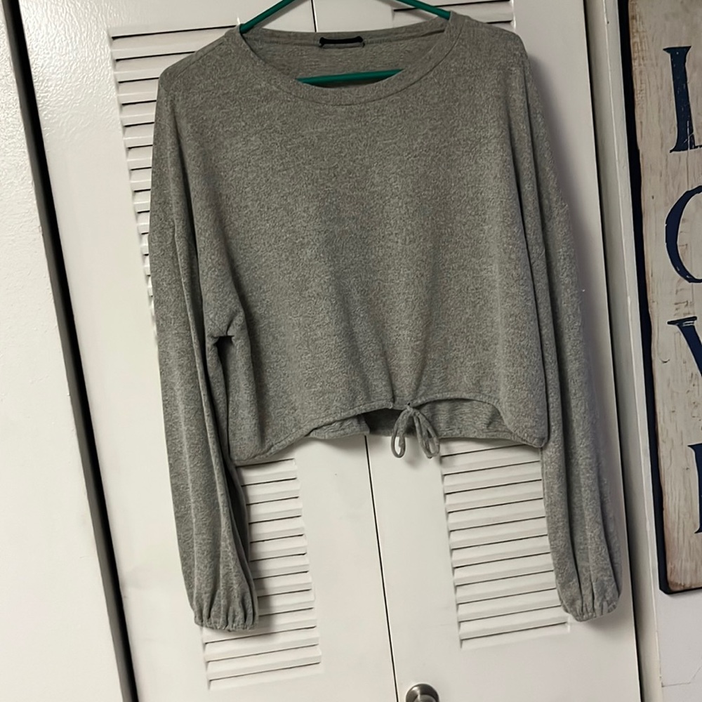 Gray long sleeve top